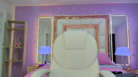 Snapshot of juliana_diamond_ chatting on 06/16/26, 02:58 juliana_diamond_ online show from 06/16/26, 02:58