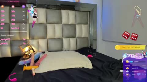 juliana_js_ online show from 02/26/25, 12:05