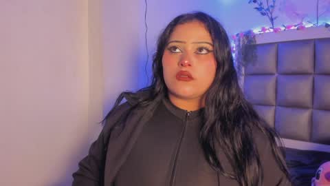 juliana_js_ online show from 03/30/26, 05:08
