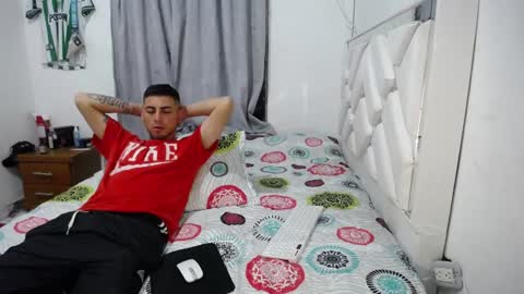 Juliana online show from 12/10/24, 03:20