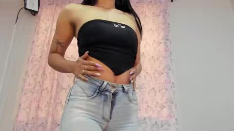 Juliana online show from 09/27/25, 02:11