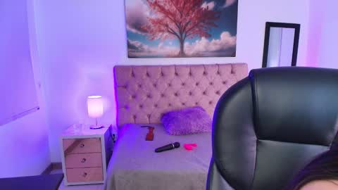  JULIANA CASTRO online show from 11/15/25, 11:40