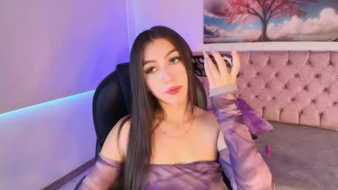 Snapshot of julianaa_castro chatting on 04/24/26, 12:07 JULIANA CASTRO online show from 04/24/26, 12:07