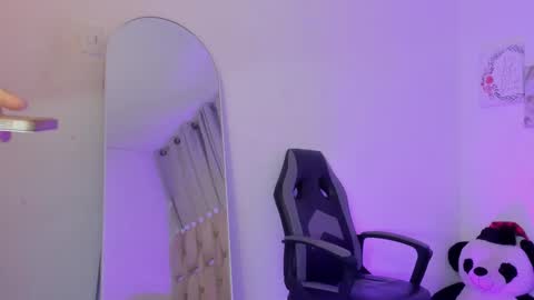 JulianaCarter online show from 12/16/25, 08:58