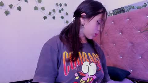 Snapshot of julianacarter chatting on 05/02/26, 08:03 JulianaCarter online show from 05/02/26, 08:03