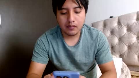 Snapshot of julianalvarez95 chatting on 05/03/26, 04:35 Julian online show from 05/03/26, 04:35