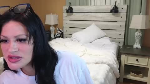 Texas Mamasita online show from 12/05/25, 03:37