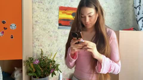 Viola online show from 04/15/26, 01:12