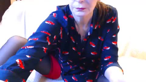 julianna online show from 04/12/26, 06:40