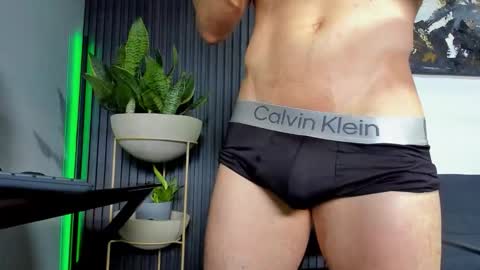 Julian online show from 02/25/26, 10:41