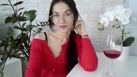 Snapshot of juliaorgasm chatting on 02/04/26, 01:28 Julia online show from 02/04/26, 01:28