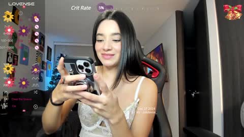 Snapshot of julidavila chatting on 12/28/24, 01:08 Jeimy Help me to reach 100 thumbs up online show from 12/28/24, 01:08