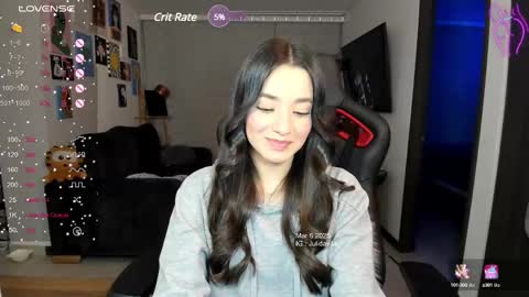 Snapshot of julidavila chatting on 03/07/25, 01:20 Jeimy Help me to reach 100 thumbs up online show from 03/07/25, 01:20