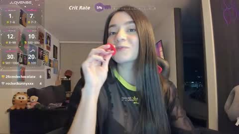 Snapshot of julidavila chatting on 10/25/25, 02:52 Jeimy Help me to reach 100 thumbs up online show from 10/25/25, 02:52