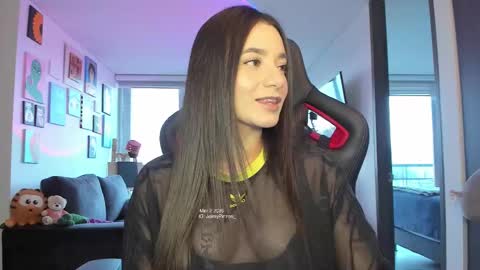 Jeimy Help me to reach 100 thumbs up online show from 03/02/26, 10:38