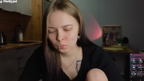 julidropp online show from 03/03/25, 10:42