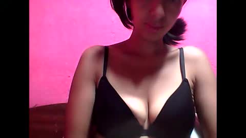 Snapshot of julie0612 chatting on 02/14/25, 12:25 julie0612 online show from 02/14/25, 12:25