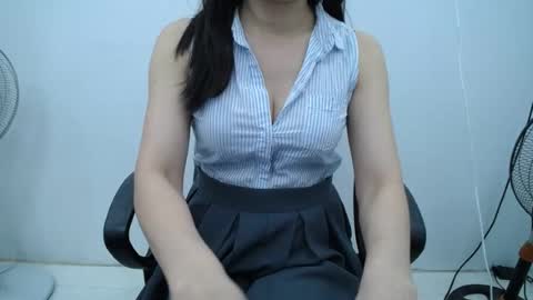 julie9x online show from 06/26/26, 09:19