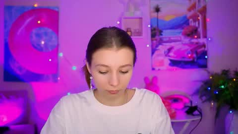 juliedaniel online show from 10/14/25, 04:24