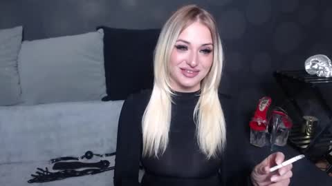 Snapshot of juliediamond chatting on 10/08/25, 09:34 julia online show from 10/08/25, 09:34