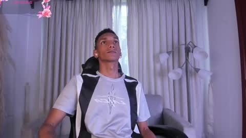 Julien online show from 04/19/26, 10:01