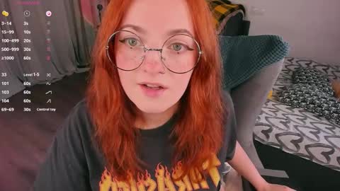 Juliet online show from 09/26/25, 02:43