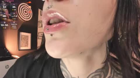 Snapshot of juliet_sourire chatting on 02/18/26, 02:40 juliet_sourire online show from 02/18/26, 02:40