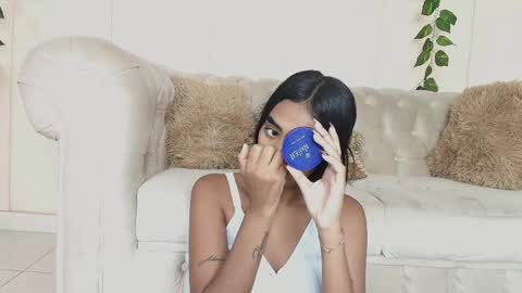 Juli online show from 11/23/25, 07:02