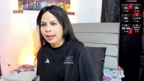 Snapshot of julieta_coopeer_ chatting on 07/02/26, 10:32 Julieta online show from 07/02/26, 10:32