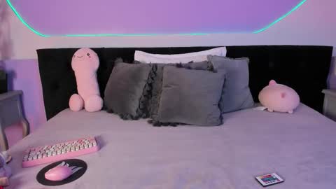 Julieta  online show from 12/03/25, 12:03