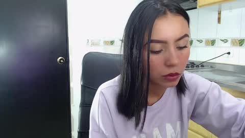 julieta_fn online show from 03/28/26, 02:38