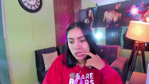 julieta_fn online show from 06/08/26, 01:44