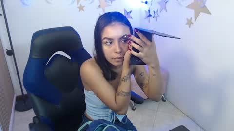 julieta_fn online show from 07/06/26, 02:14