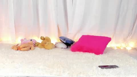 Julieta  online show from 12/05/24, 03:15