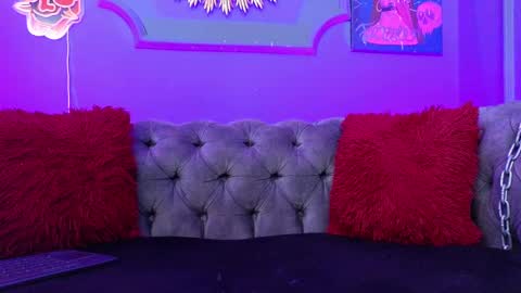  Julieta  online show from 02/12/25, 11:29