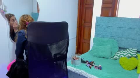 julieta_star69 online show from 09/17/25, 12:40