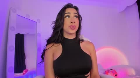 julietabomgv online show from 12/19/24, 01:28