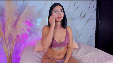 Julieth Gomez online show from 02/19/26, 01:12