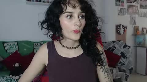 Snapshot of julietajaguar chatting on 12/10/24, 03:55 Julieta Jaguar online show from 12/10/24, 03:55