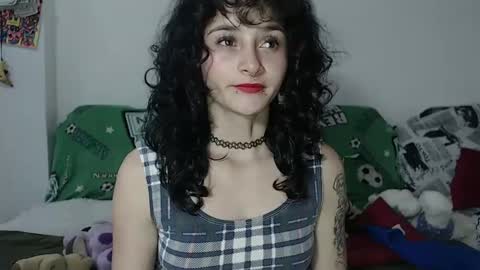 Snapshot of julietajaguar chatting on 12/18/24, 01:34 Julieta Jaguar online show from 12/18/24, 01:34