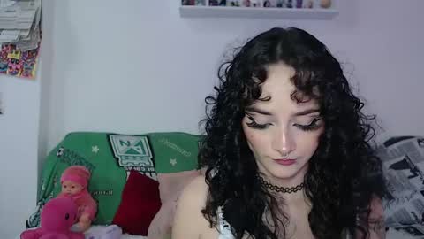 Snapshot of julietajaguar chatting on 12/24/24, 02:01 Julieta Jaguar online show from 12/24/24, 02:01