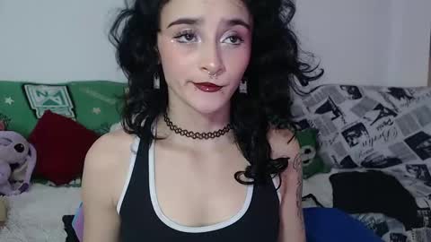 Snapshot of julietajaguar chatting on 12/31/24, 02:47 Julieta Jaguar online show from 12/31/24, 02:47