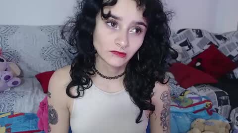 Snapshot of julietajaguar chatting on 01/08/25, 01:41 Julieta Jaguar online show from 01/08/25, 01:41