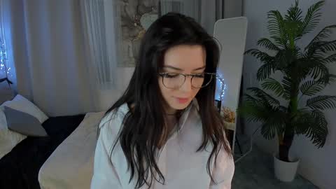 Julieta or Jully online show from 02/06/25, 09:17