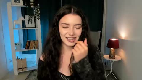 Julieta or Jully online show from 07/04/26, 10:05