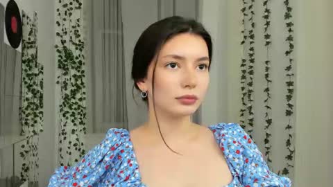 Julieta or Jully online show from 07/23/26, 09:13