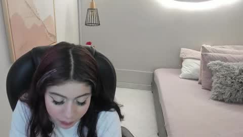 Julieth  online show from 02/21/26, 06:09