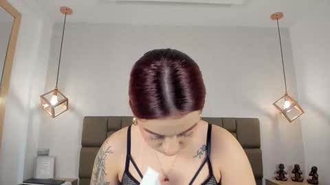 julieth_rojas online show from 02/01/26, 03:49