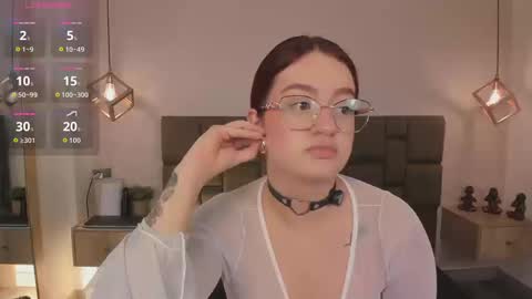 Snapshot of julieth_rojas chatting on 03/19/26, 04:38 julieth_rojas online show from 03/19/26, 04:38