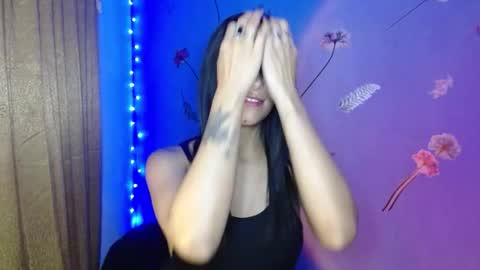 Michelle Smith  online show from 11/17/25, 04:51